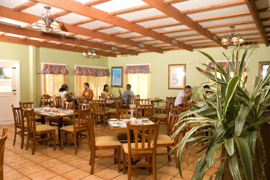 Parador Palmas De Lucia Yabucoa Restoran gambar